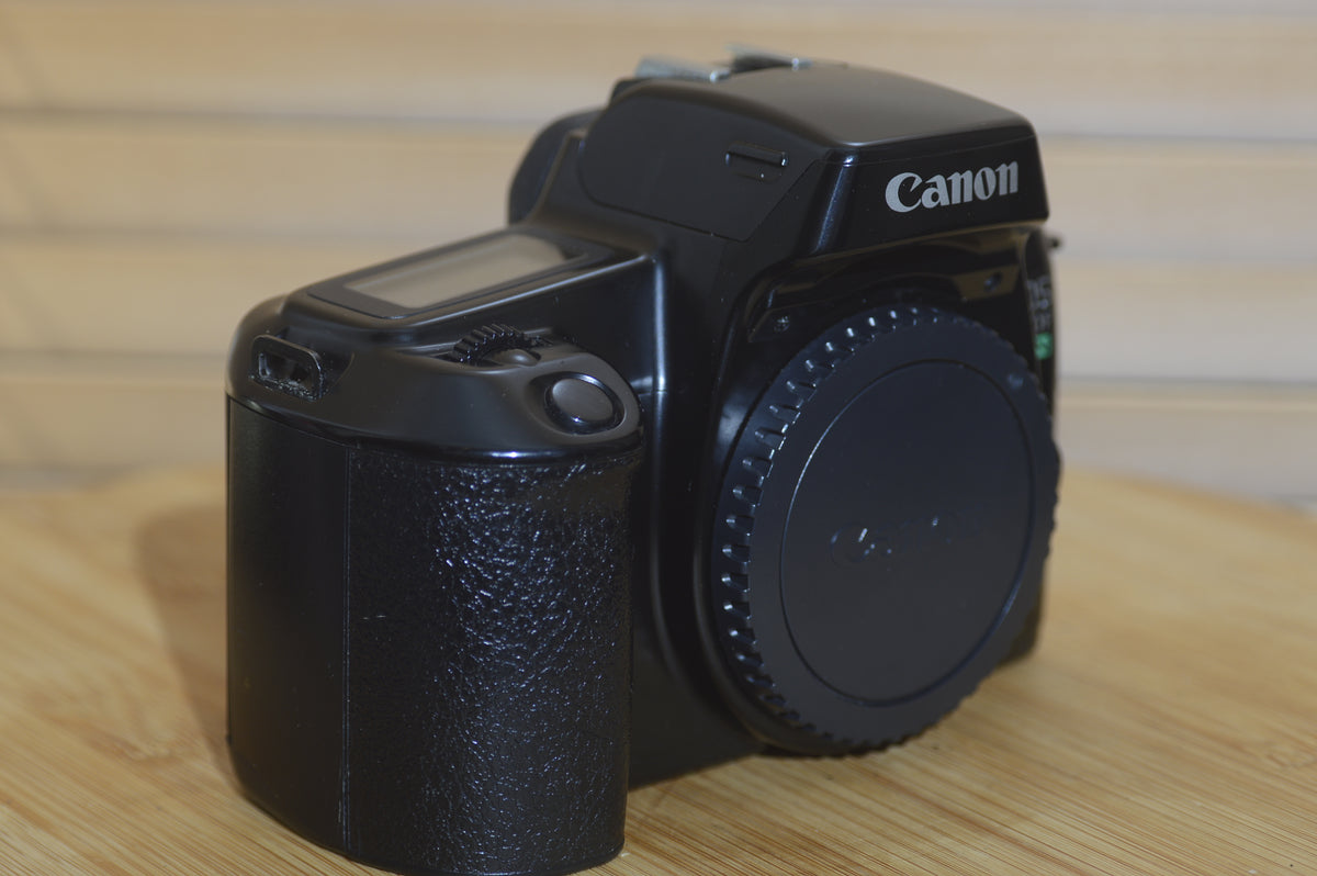 Vintage Canon EOS 1000FN 35mm SLR Excellent example of a