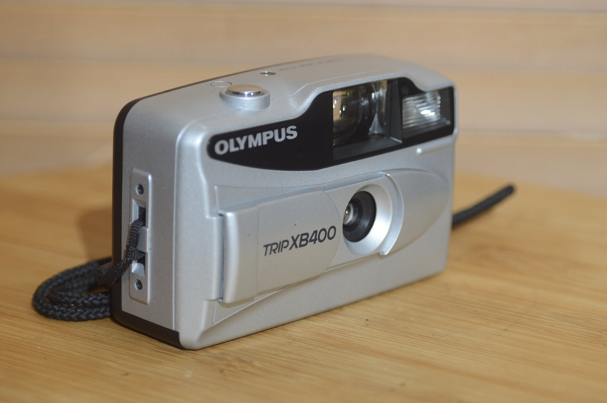 Superb Olympus Trip XB400 35mm compact camera with Case. Rewind Cameras