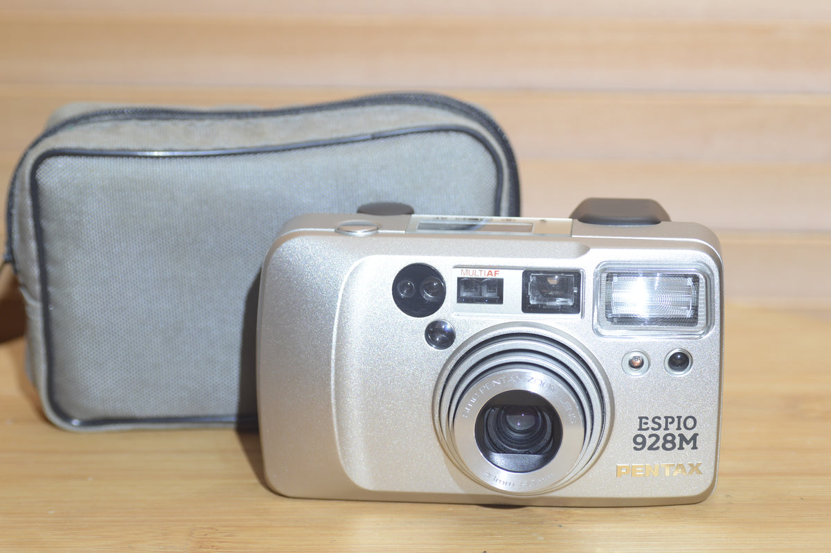 Pentax Espio 928M Compact Camera with case. Perfect 35mm to put in