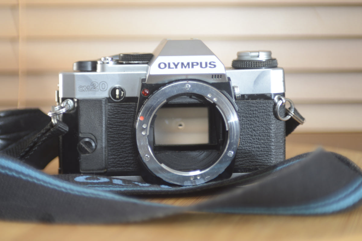 Olympus OM20 with 50mm f⁄1.8 Lens