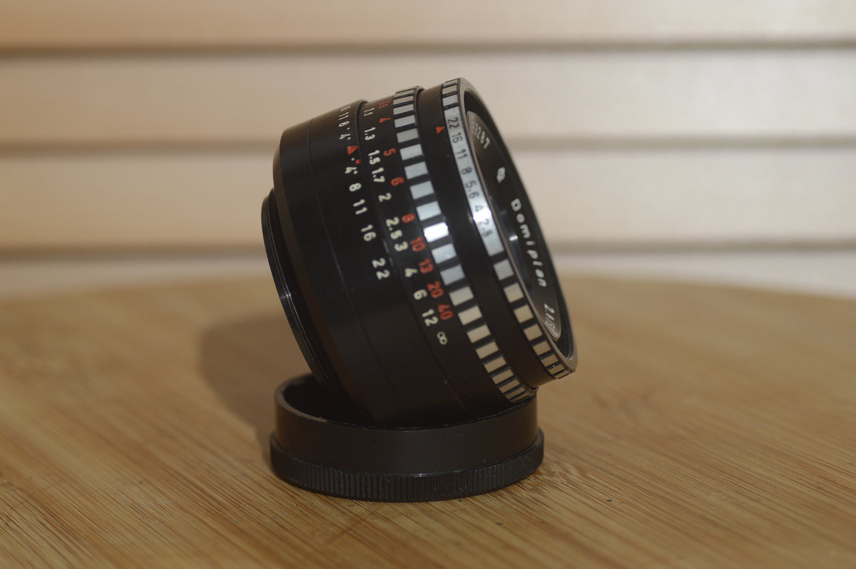 Vintage Meyer-Optik Gorlitz Domiplan 50mm f2.8 M42 Lens. Great for