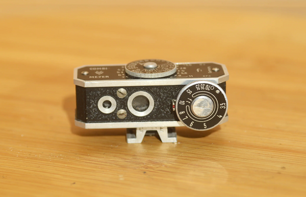 Small Accessories – Rewind Cameras