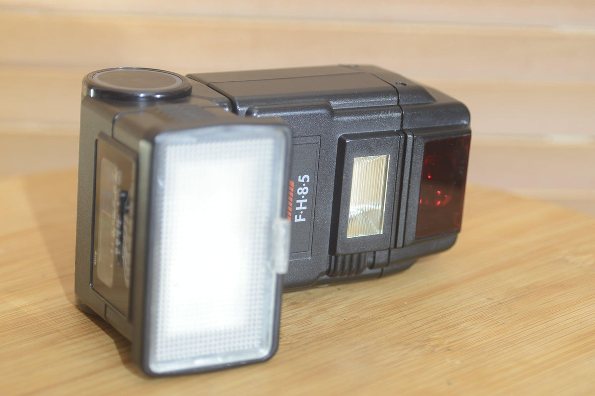 Centon FH85 Universal Flash unit. Auto flash unit and amazingly powerf ...