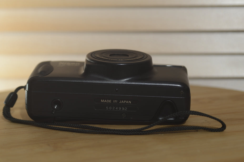 Vintage Nikon Zoom 500 AF 35mm Compact Camera. Fantastic Point and Sho ...