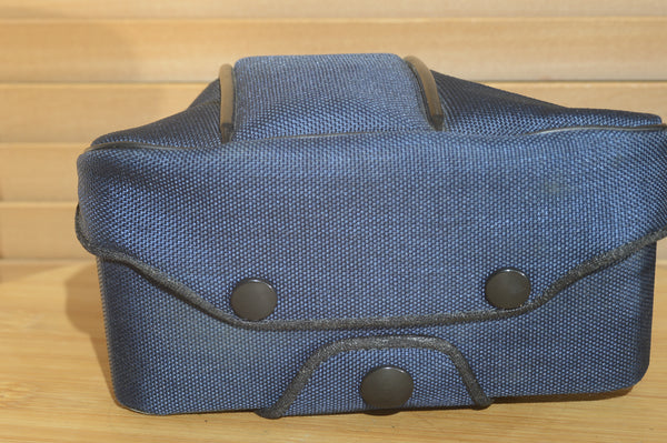 Beautiful Canon Case S for T50, however it also fits other canon cameras like AV1, AE1 and AE1 Program. A lovely case for protection!