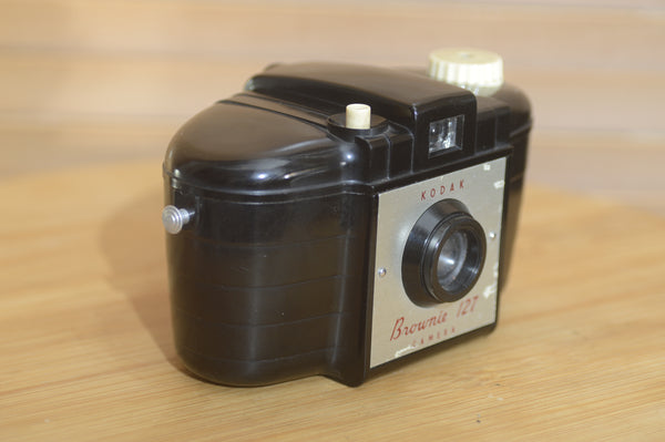 Working Vintage Kodak Brownie 127mm film camera.