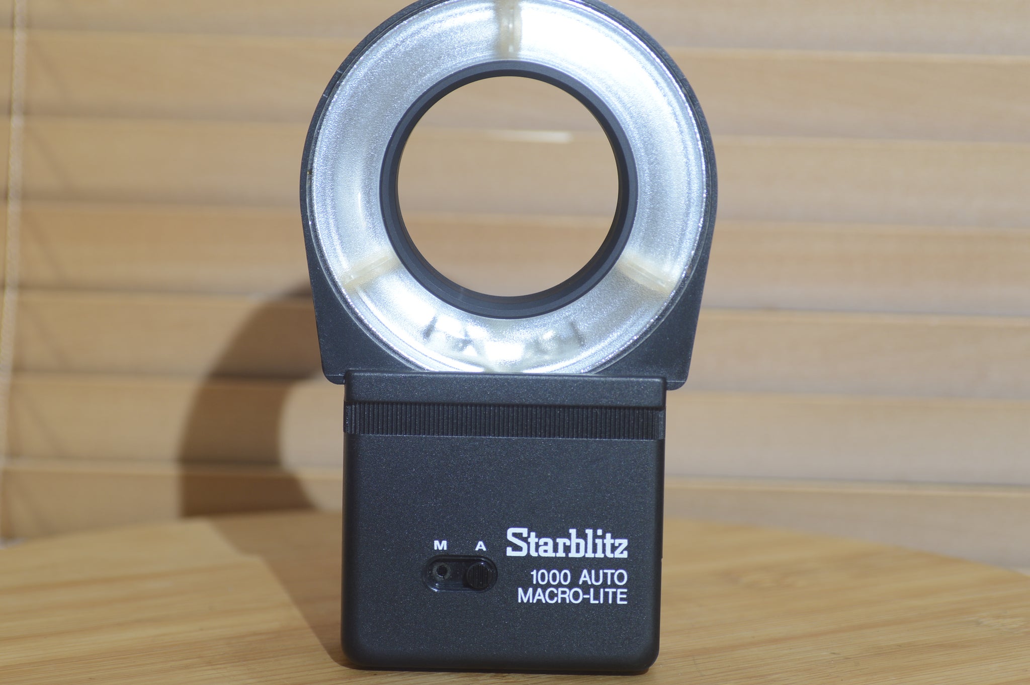 Vintage Starblitz 1000 Auto Macro-Lite Ring Flash.