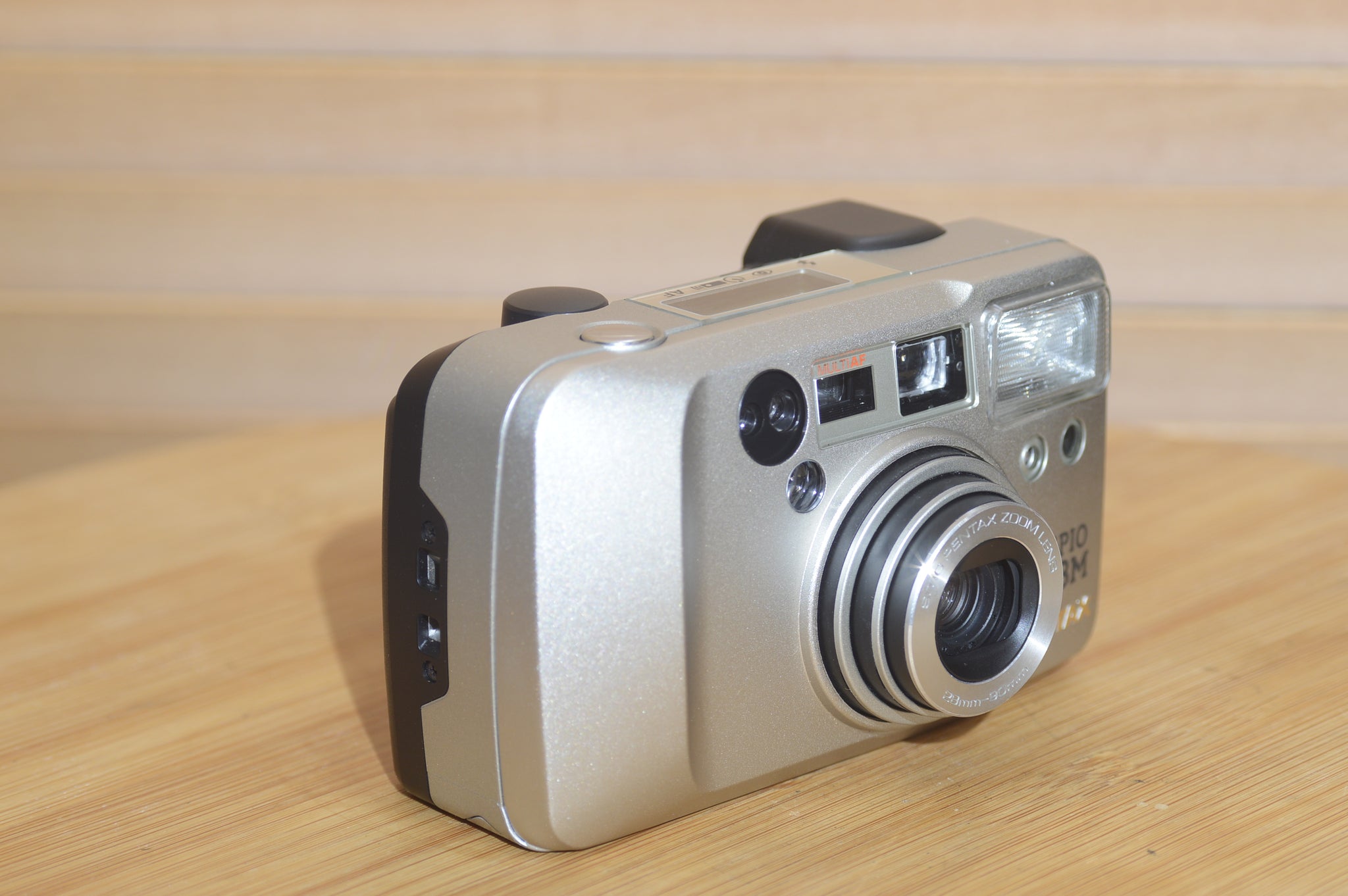 Pentax Espio 928M Compact Camera with case. Perfect 35mm to put in