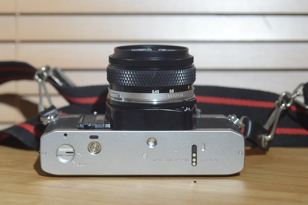 Vintage Olympus OM30 and 50mm Camera Starter Pack – Rewind Cameras
