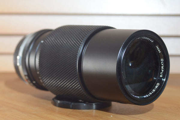 Olympus(OM) 65-200mm F4 fast zoom - Boxed