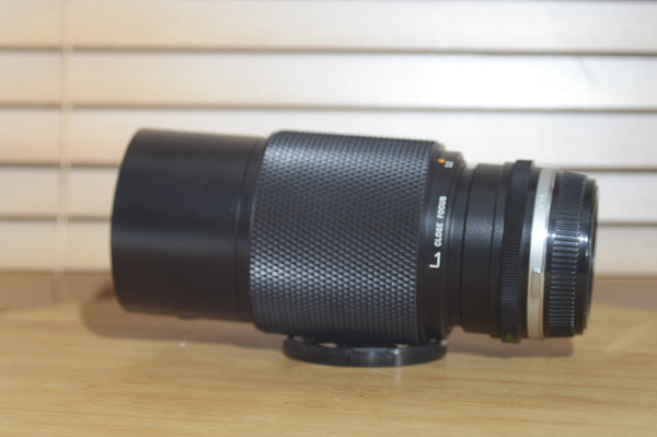Olympus(OM) 65-200mm F4 fast zoom - Boxed