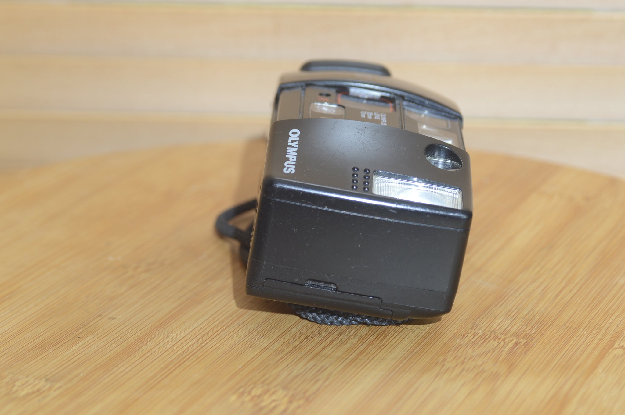 Olympus AF-1 Twin: would probably survive a rough hike | nondescryptid Olympus AF-1 Twin: would probably survive a rough hike | nondescryptid