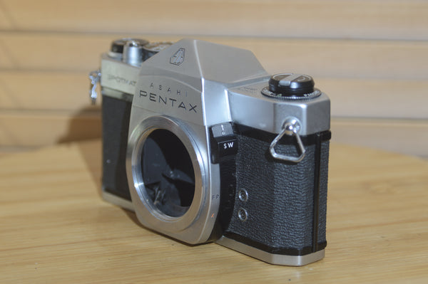 Asahi Spotmatic SP 35mm SLR Camera. Body Alone. In Good Condition.