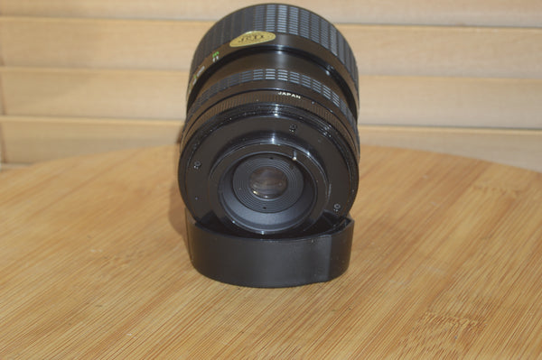 Vintage Vivtar M42 MC 28-70mm f3.9- 4.8 lens. Perfect all round lens