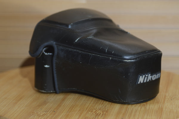 Beautiful Black Nikon CF-33 Camera Case. Nikon FG, FG20 with standard and short telephoto lenses