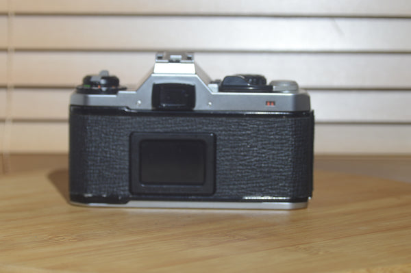 Pentax Me Super clear LED light meter system. Good condition for its age with a few age related marks