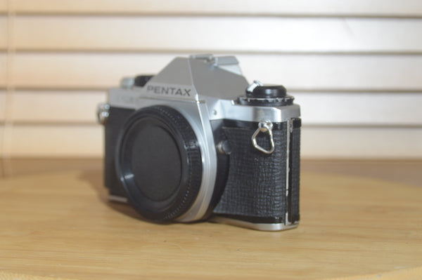 Pentax Me Super clear LED light meter system. Good condition for its age with a few age related marks
