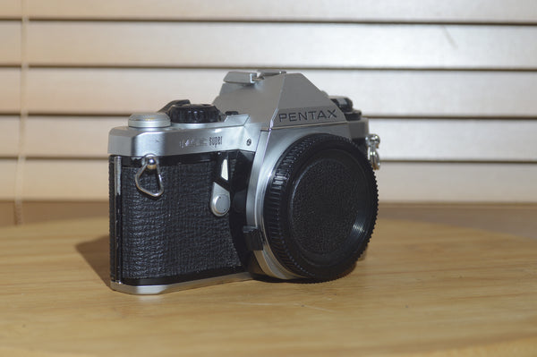 Pentax Me Super clear LED light meter system. Good condition for its age with a few age related marks