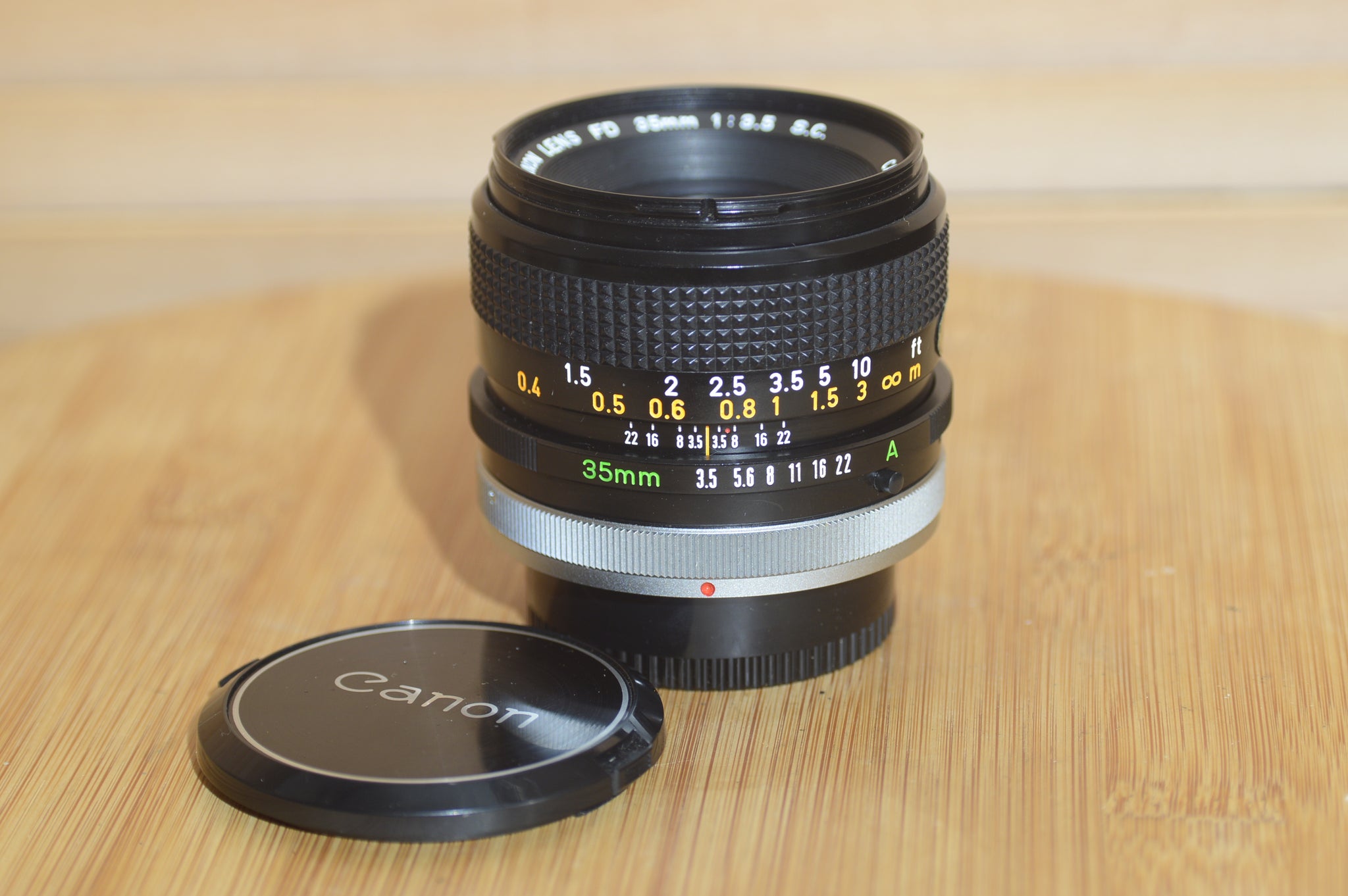 Vintage Canon FD 35mm f3.5 Wide Angle Lens. Almost Mint Condition
