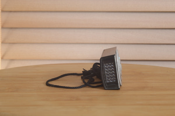 Jonan-Mini Exposure Meter with a few age related marks. Perfect for tricky light situations