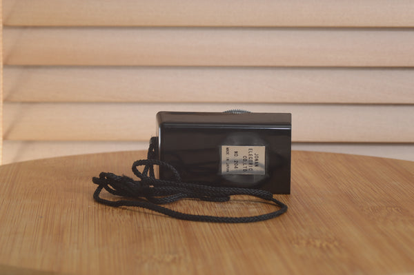 Jonan-Mini Exposure Meter with a few age related marks. Perfect for tricky light situations