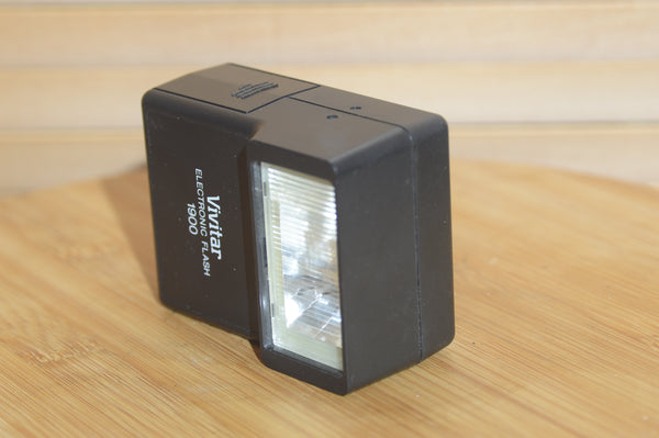 1900 Camera/flash Vintage Vivitar Electronic Flash 1900. Universal Flash unit. Great for ...