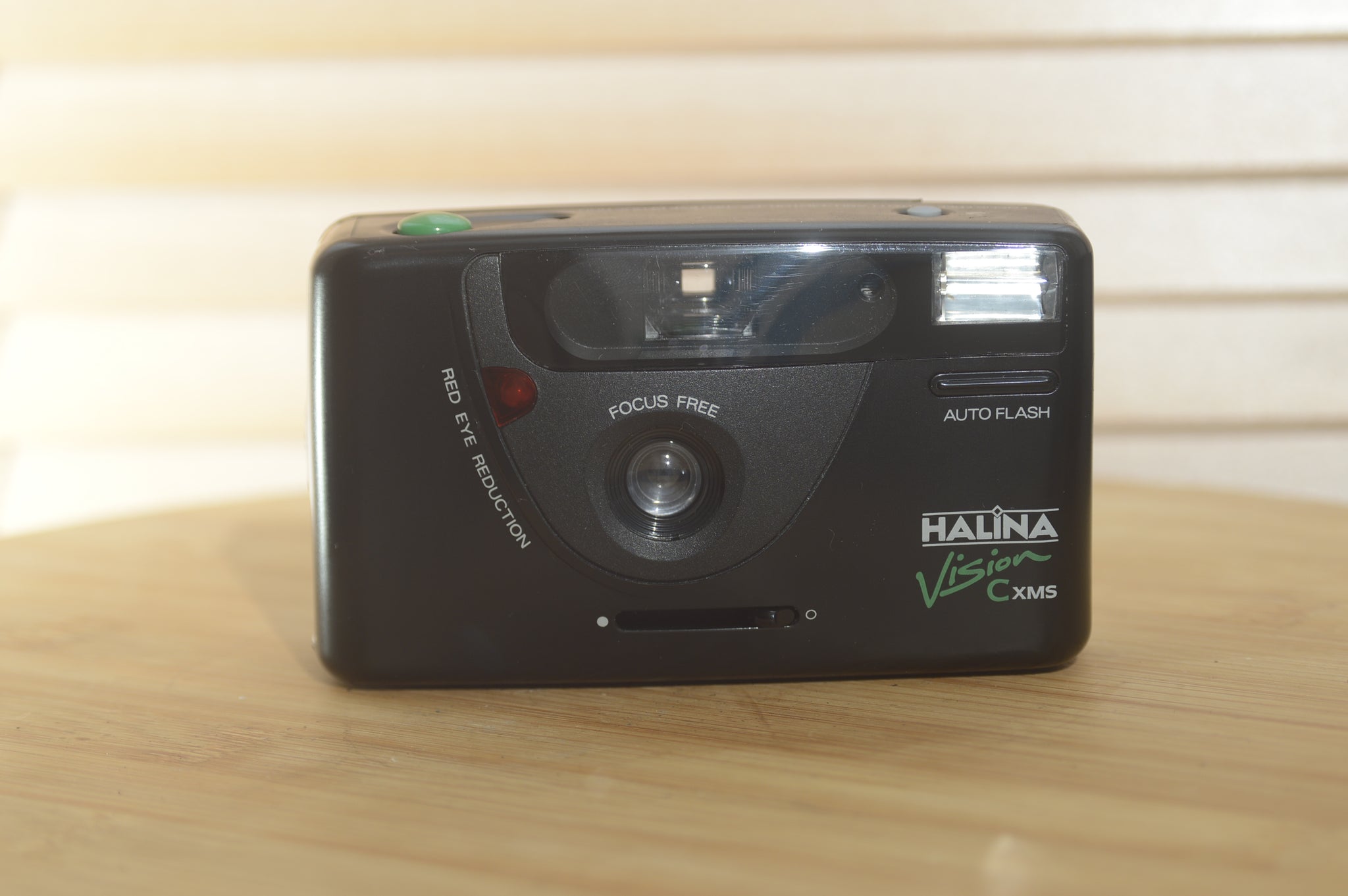 Appareil Photo Jetable Halina Vision 20-20 – 35mm – Focus Free – Flash Intégré – Neuf