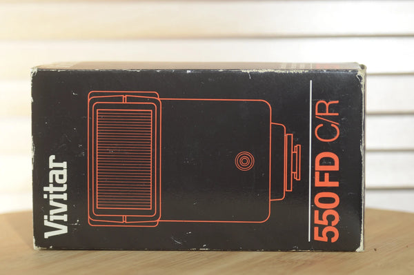Boxed Vivitar 550FD C/R Auto Thyristor Flash. Dedicated for Canon and Ricoh SLRs.