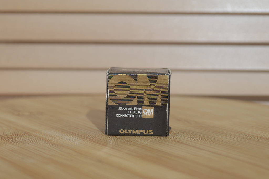 Boxed Olympus Electronc Flash TTL Auto Connecter T20. Perfect Sze for a Pocket n Your Camera Boxed Olympus Electronc Flash TTL Auto Connecter T20. Perfect Sze for a Pocket n Your Camera