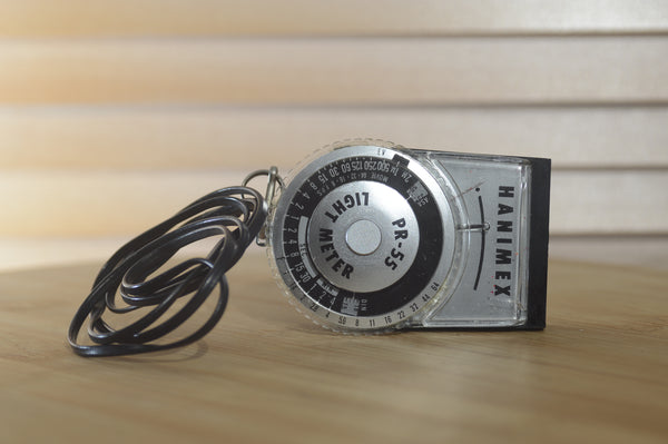 Hanimex PR-55 light meter with case. A lovely vintage addition to any photographers kit. Perfect for tricky light situations - RewindCameras quality vintage cameras, fully tested and serviced