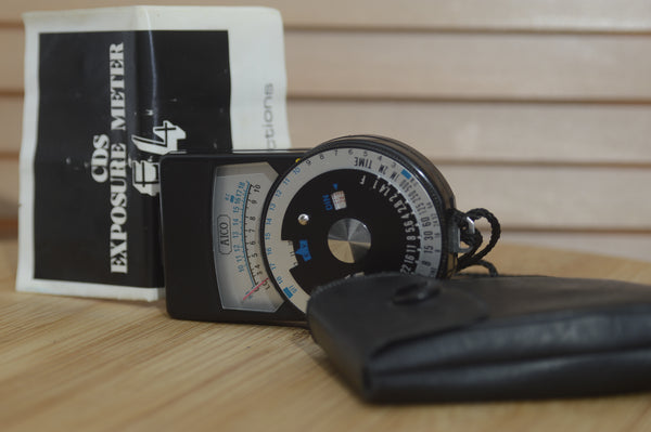 Fantastic AICO CDS F4 Exposure Meter with Strap, Case and Instruction manual. - RewindCameras quality vintage cameras, fully tested and serviced