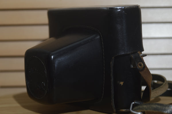 Beautiful Zenit hard Leather Camera Case. Fits Zenit EM, TTL. A lovely case for protection! - RewindCameras quality vintage cameras, fully tested and serviced