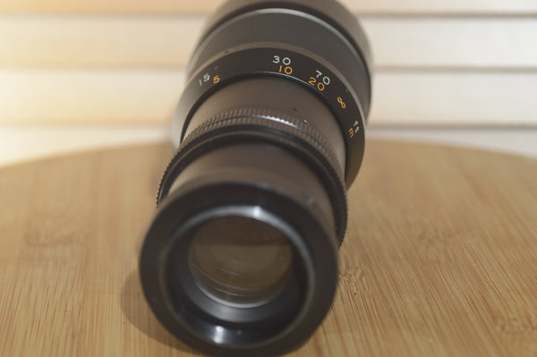 Fontron M42 200mm f4.5 Zoom Lens. Gorgeous M42 lens - RewindCameras quality vintage cameras, fully tested and serviced