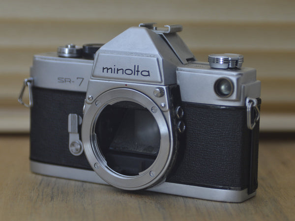 Gorgeous Minolta SR7 60s SLR (Body only). These are very solid and striking vintage cameras. Would be a lovely gift for loved ones! - RewindCameras quality vintage cameras, fully tested and s