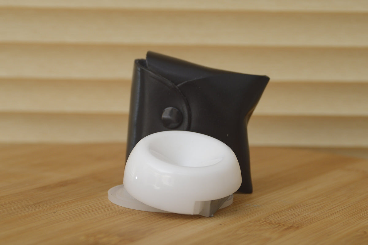 Exposure diffuser for exposure meter with case. A great tool for accur ...