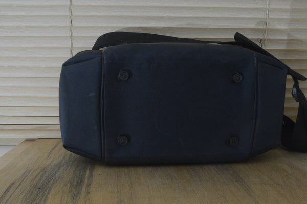 Vintage Fotima large blue padded camera bag. Perfect for photo shoots. Large space for all your needs - RewindCameras quality vintage cameras, fully tested and serviced